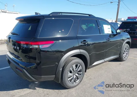 2025 Nissan Pathfinder Sv 4Wd z USA, uszkodzony, nr VIN 5N1DR3BC2SC312611